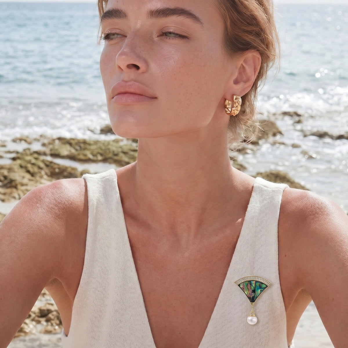 Iridescent Fan Pearl Brooch
